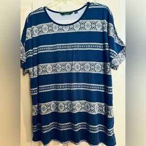 C. Wonder Navy and Cream Floral Tee